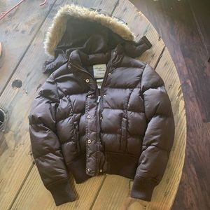 Waterproof puffer jacket